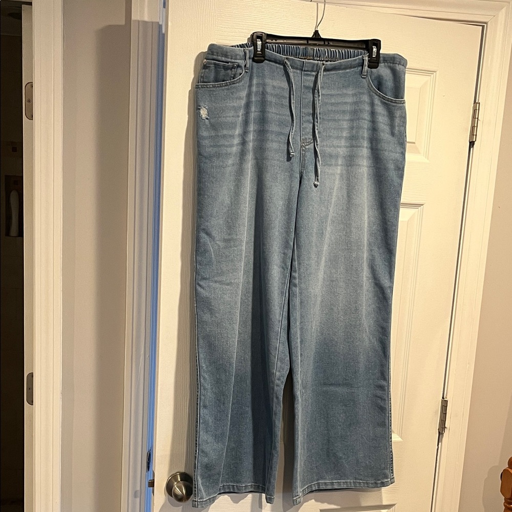 Casual Light Blue Wide-Leg Jeans